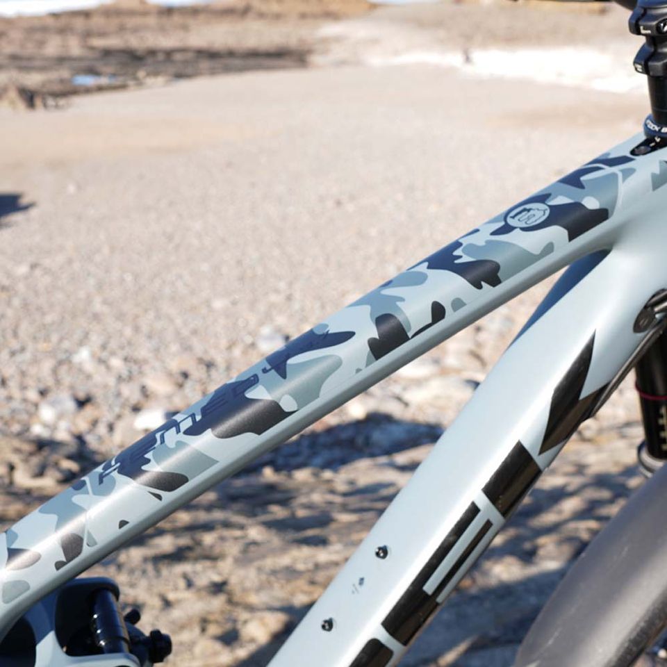 Frame Skinz Tarnung weiß